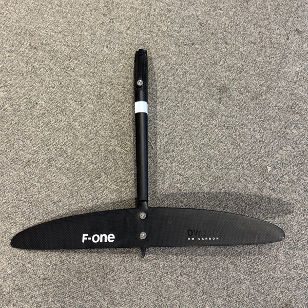 Ex-Demo F-One DW 210 Stab + Short Carbon fuse
